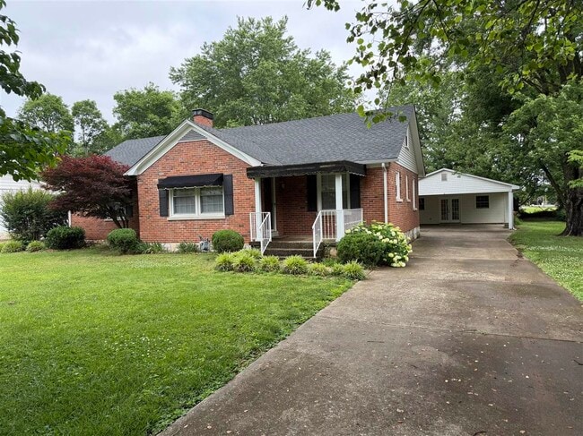 Photo - 701 Magnolia St