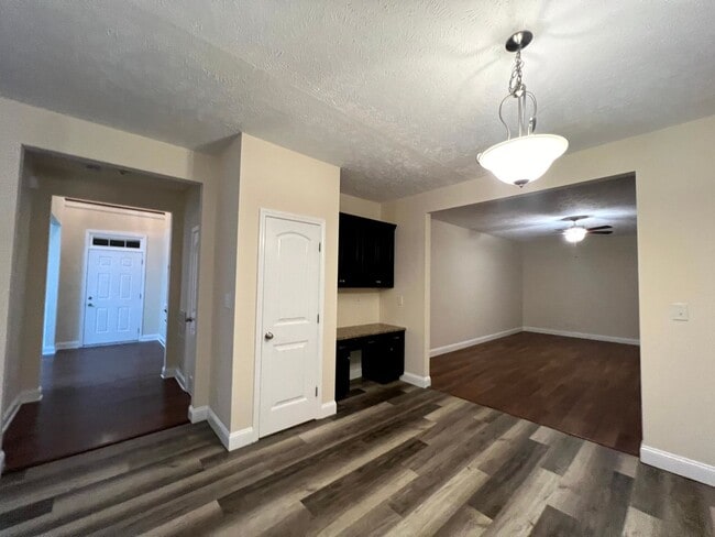 Photo - 2458 Market Hill Dr