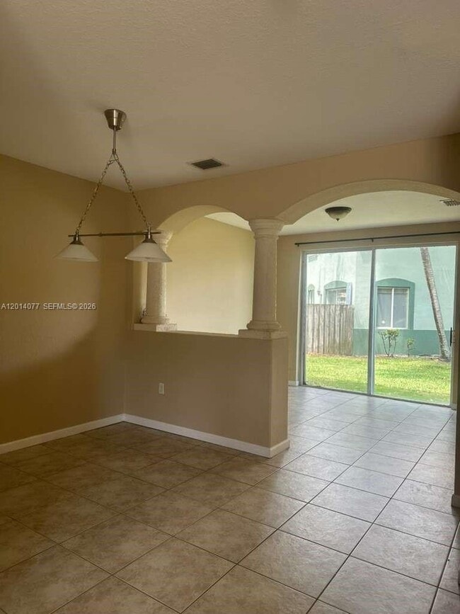 Photo - 2913 SE 15th Rd Unidad 64