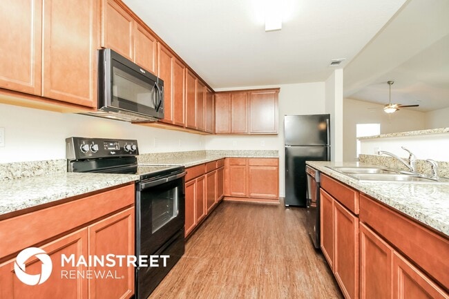 Photo - 2524 Queen Bee Dr