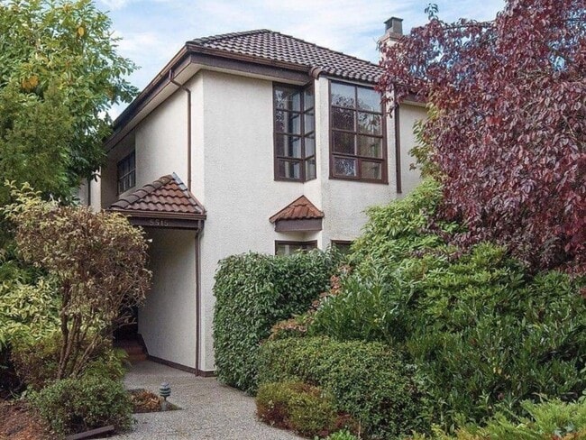 Photo - 5515 Trafalgar St