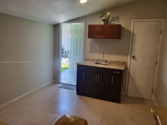 Photo - 11771 SW 176th St Unit 1