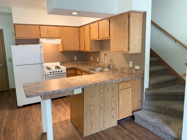 Bi-level - Quisling Terrace