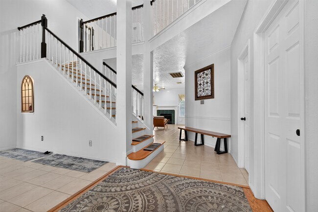 Photo - 3318 Pebble Trace Dr