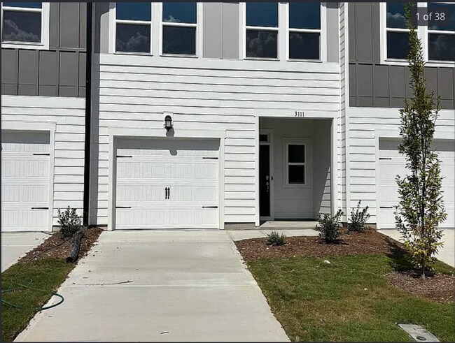 Building Photo - 3111 Vitner Dr