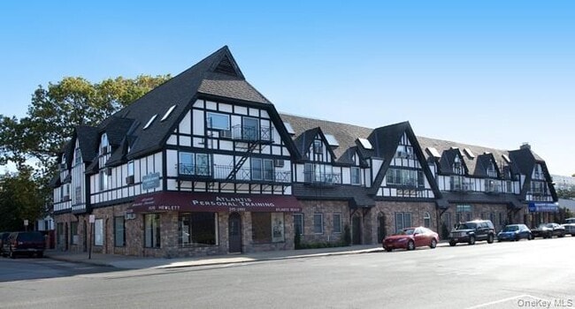 Building Photo - 1425 Broadway Unit 253F