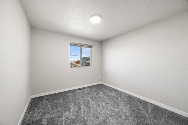 Photo - 15335 Stovall Ave