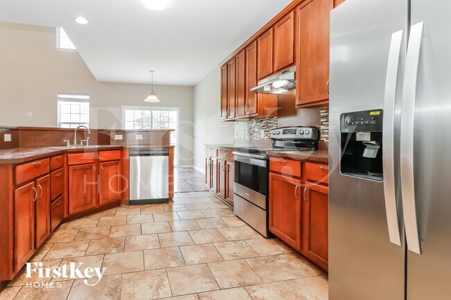 Photo - 223 Silk Oak Dr