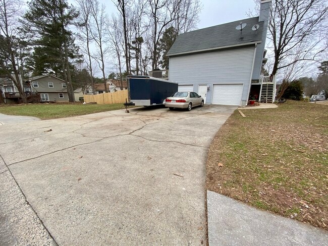 Building Photo - 1095 Mountain Springs Dr NW