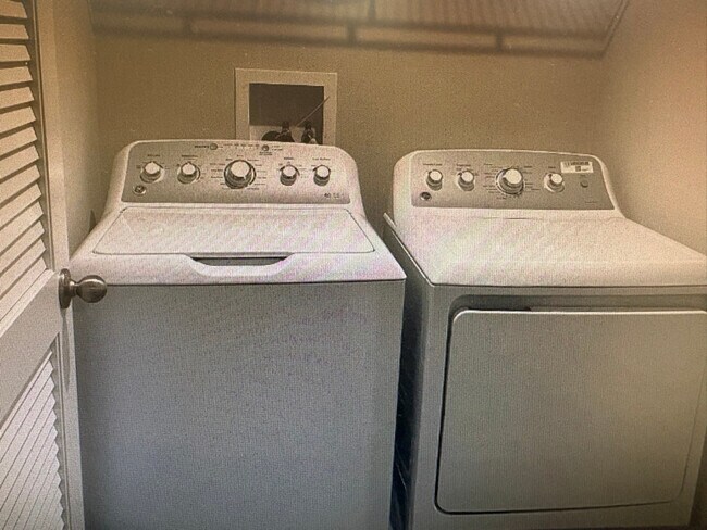 Photo - 901 Wilson St