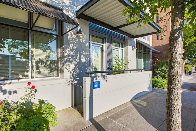 15100 6th Ave SW