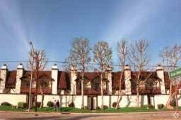 Building Photo - 2327 Artesia Blvd Rental