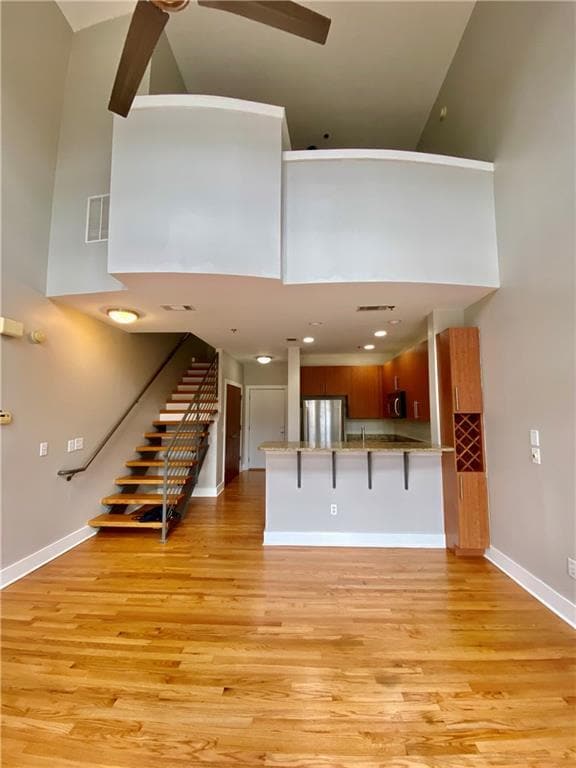 Building Photo - 1221 Caroline St NE Unit 202