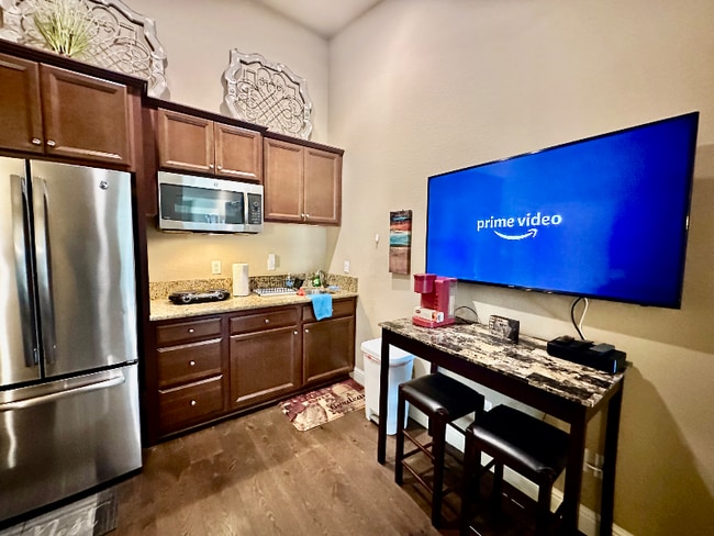 Photo - 471 Rosewood Ave Unidad 2