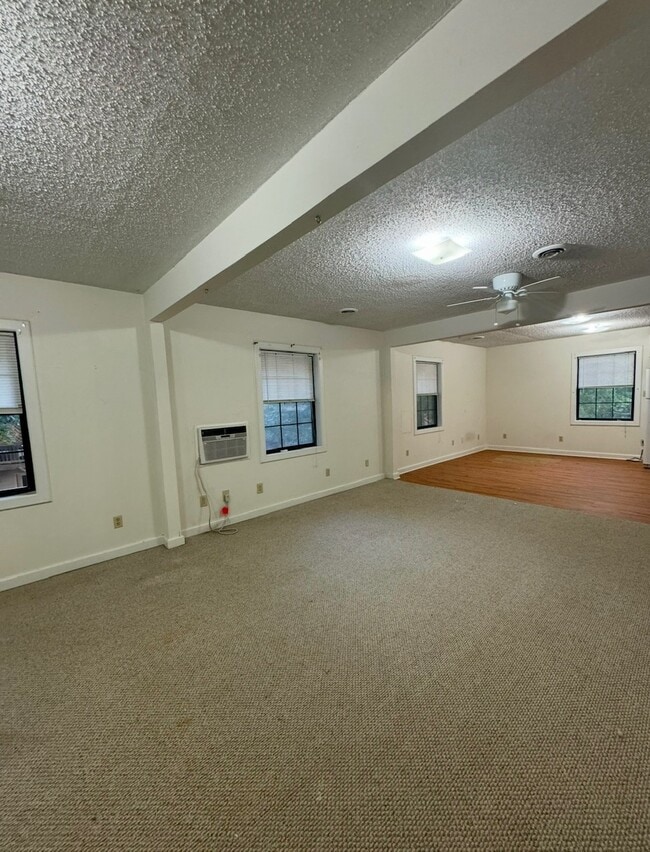 Building Photo - 3583 Midway Rd Unit B