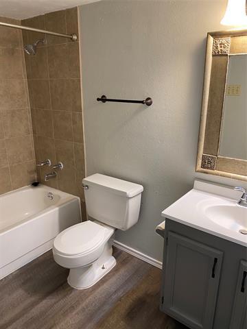 Photo - 546 Cumberland Dr