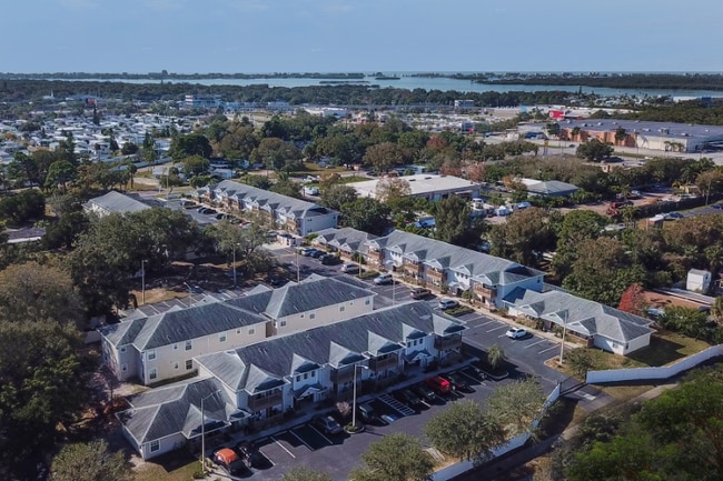 Photo - 2675 50th Ave N Unidad 210