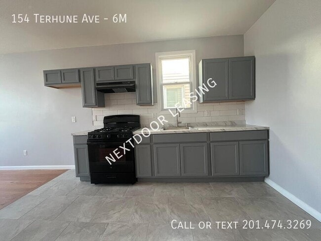 Building Photo - 154 Terhune Ave Unit 6M