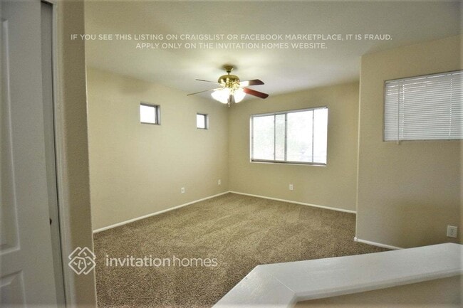 Photo - 16590 W Melvin St