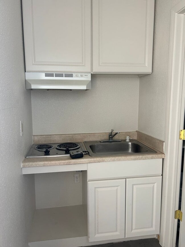 Photo - 3801 Sherman Ln Unidad 3801 Sherman-Studio