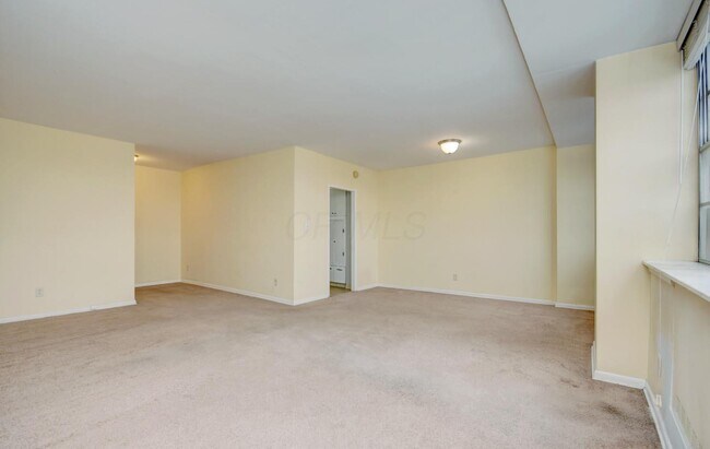 Photo - 1620 E Broad St Unit 1009