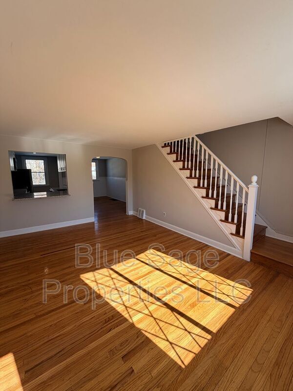 Photo - 5207 Westbrook Dr