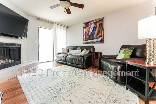 Photo - 1481 Center St Ext