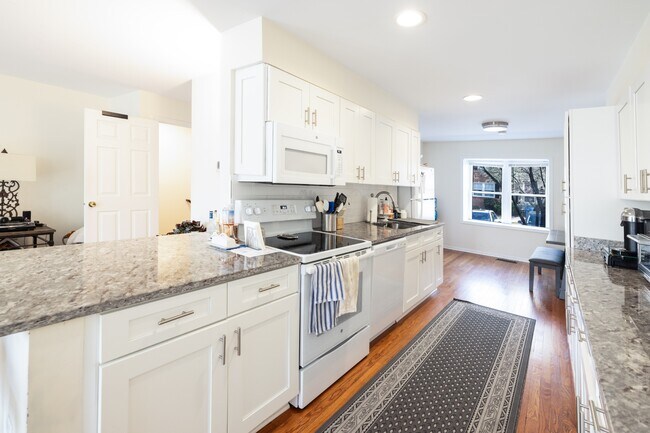 Photo - 10238 Arizona Cir