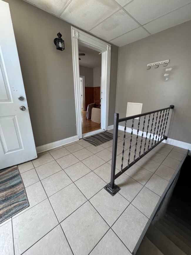 Photo - 1402 S State St