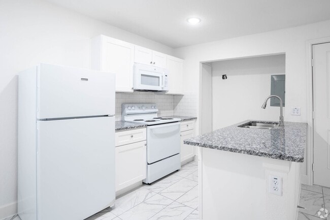Photo - 4410 Bellfort Ave Unit 4404 - 8