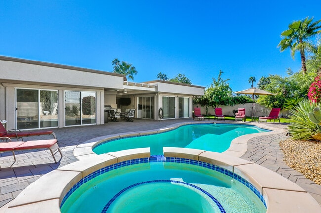 Photo - 78950 Starlight Ln