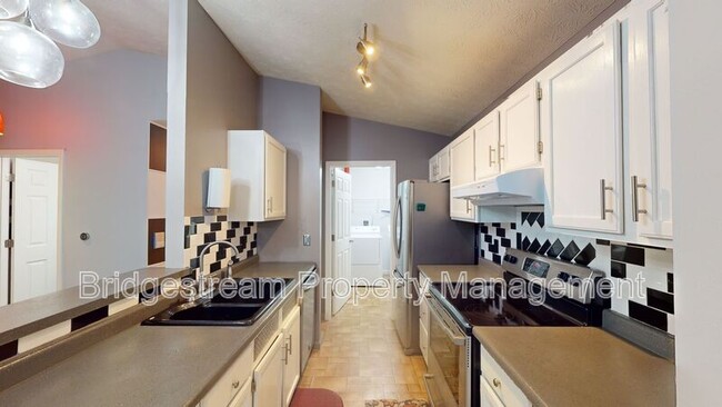 Photo - 6591 Brigham Sq