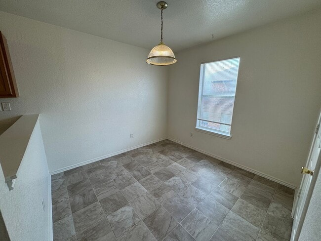 Photo - 3301 Hereford Ln Unidad Apt D