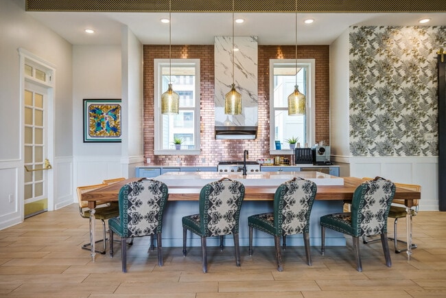 Broadstone Ayrsley apartments — community photo