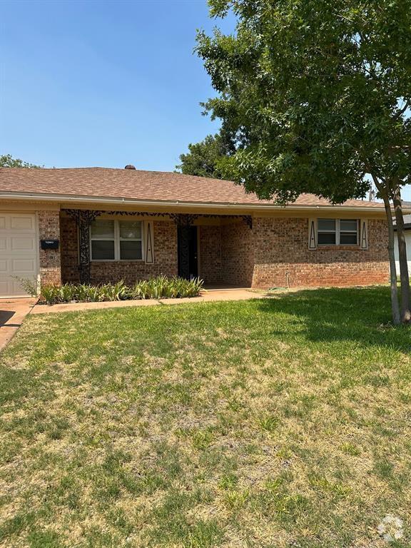 Building Photo - 4050 Brookhollow Dr Rental
