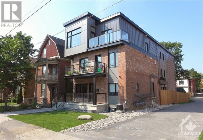 Photo - 368 Chapel St Unité 7