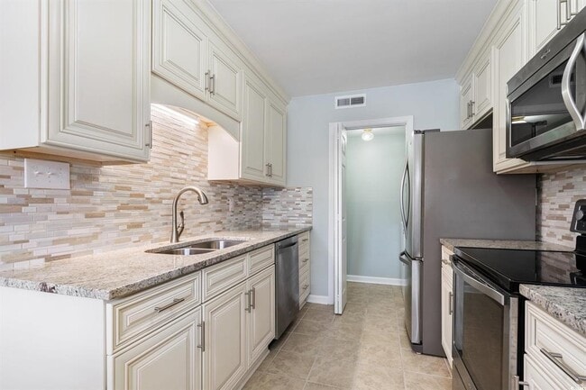 Photo - 7602 Porcher Dr