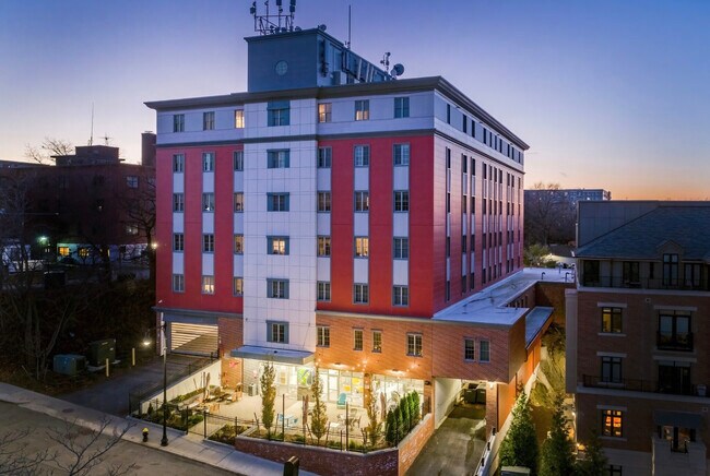 Building Photo - 1505 Commonwealth Ave Unit 603