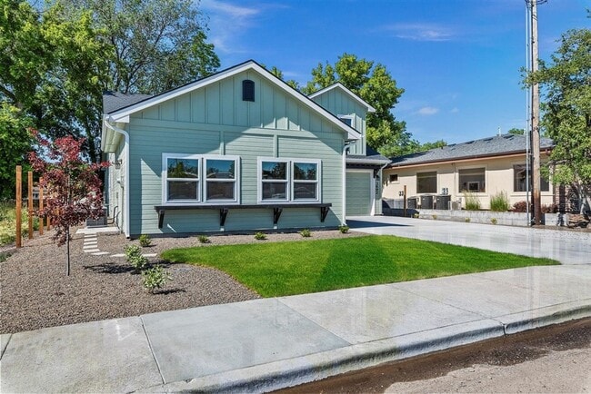 Photo - ? MOVE IN SPECIAL! ? $99.00 1st month rent...