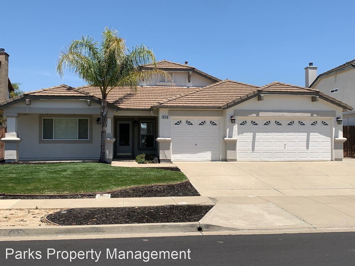 4 br, 2 bath House - 313 Stratford Pl - 4 br, 2 bath House - 313 Stratford Pl