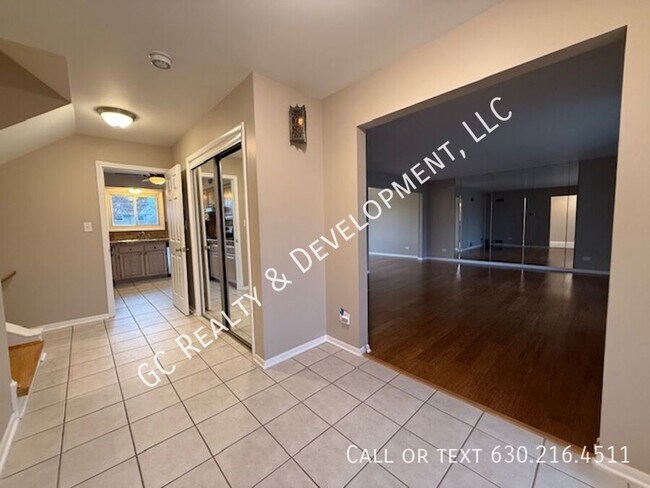 Photo - 609 Pinecroft Dr