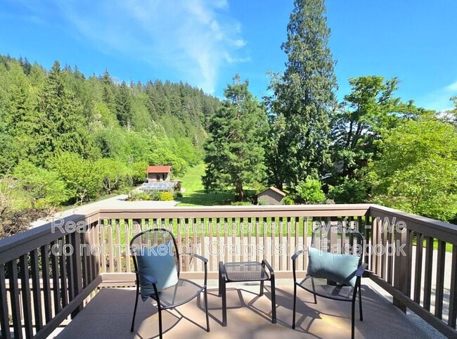 Photo - 5560 Hillard Rd