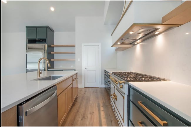 Photo - 1005 Cavour Pl