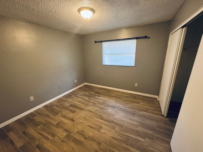 Photo - 21514 Campbell Dr Unit 21512