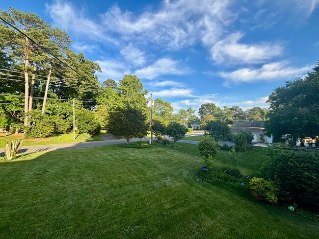 Patio interior - 1101 Swissvale Pl