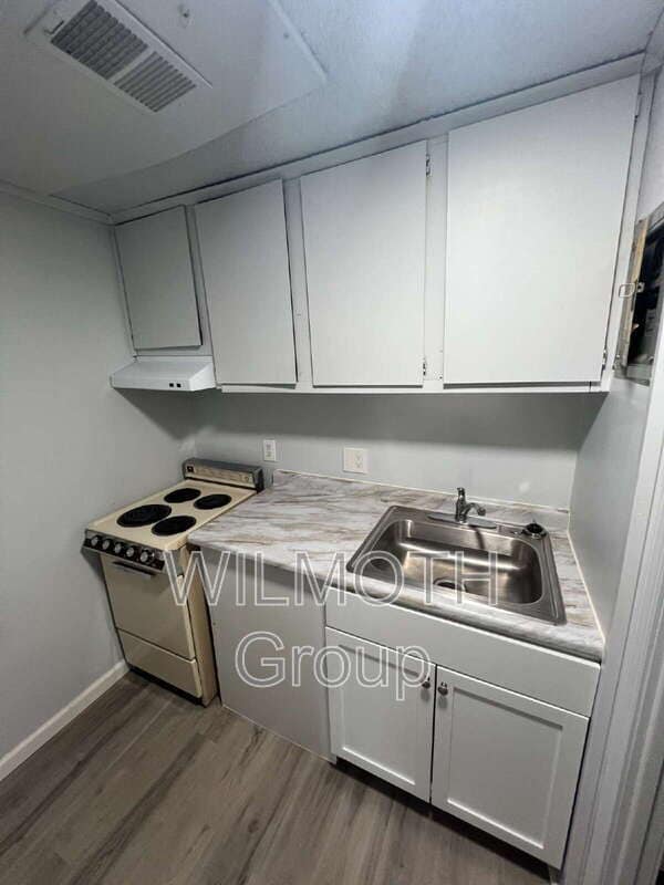 Photo - 2000 Indianapolis Rd Unit 10