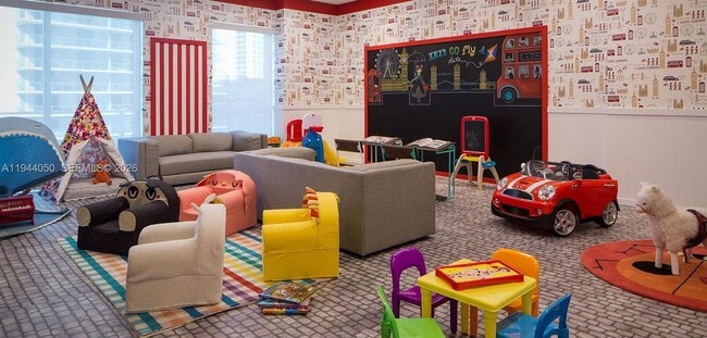 Photo - 1080 Brickell Ave Unit 911