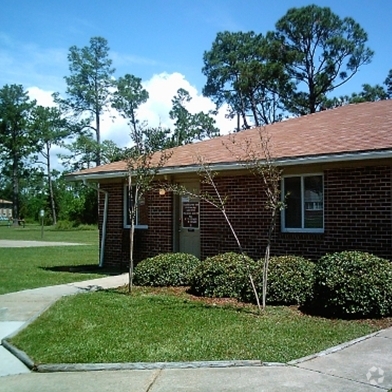 Building Photo - William Bell Apartments