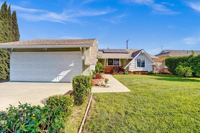 Photo - Spacious 4-Bedroom Whittier Home with Updated Kitchen
