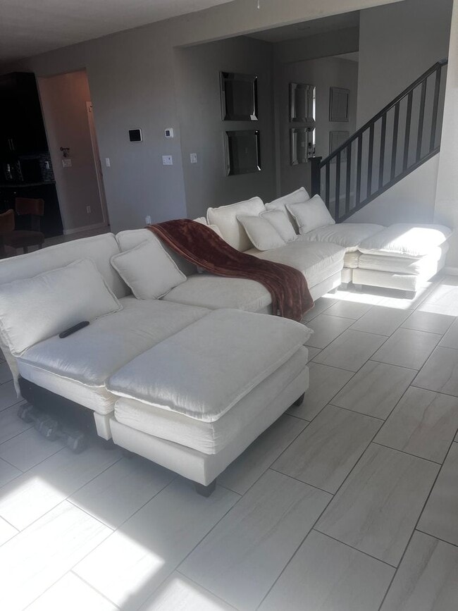 Photo - 6913 Boulder View St